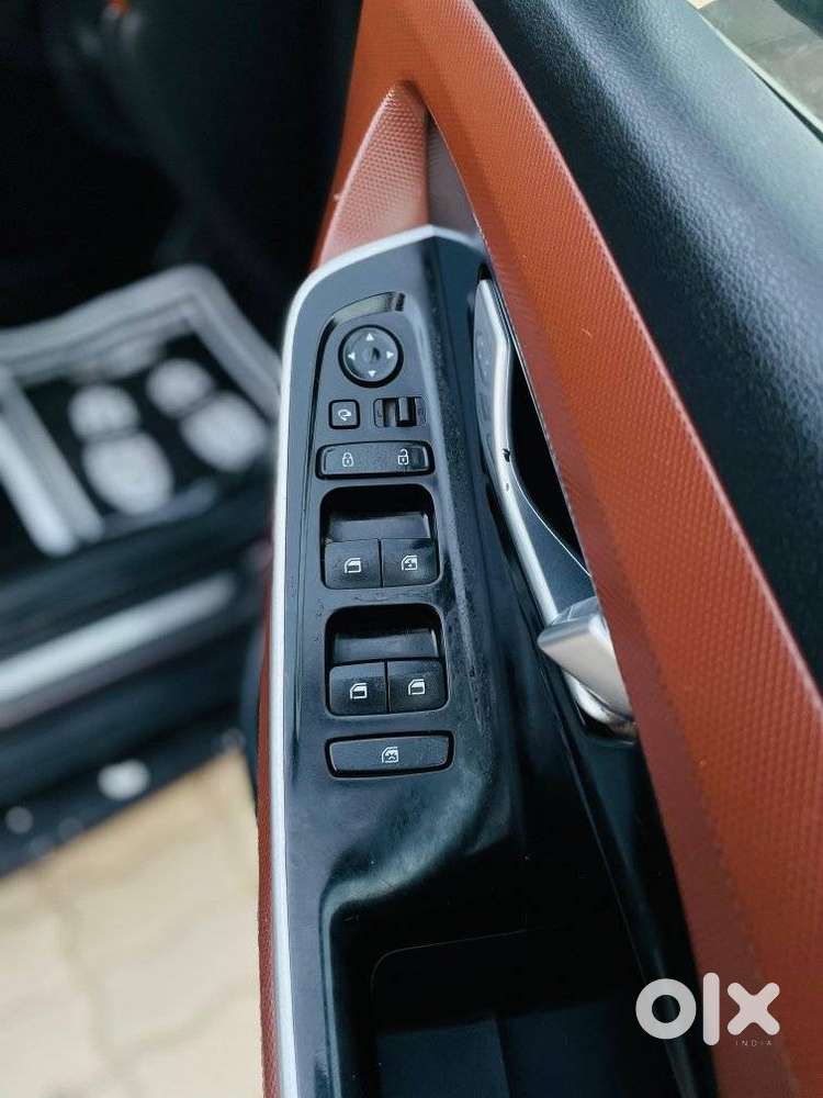 Hyundai Alcazar 1.5 Signature (o) Diesel At 7 Str, 2022, Diesel