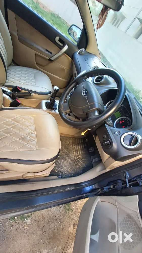 Ford Classic Titanium 2013 Model