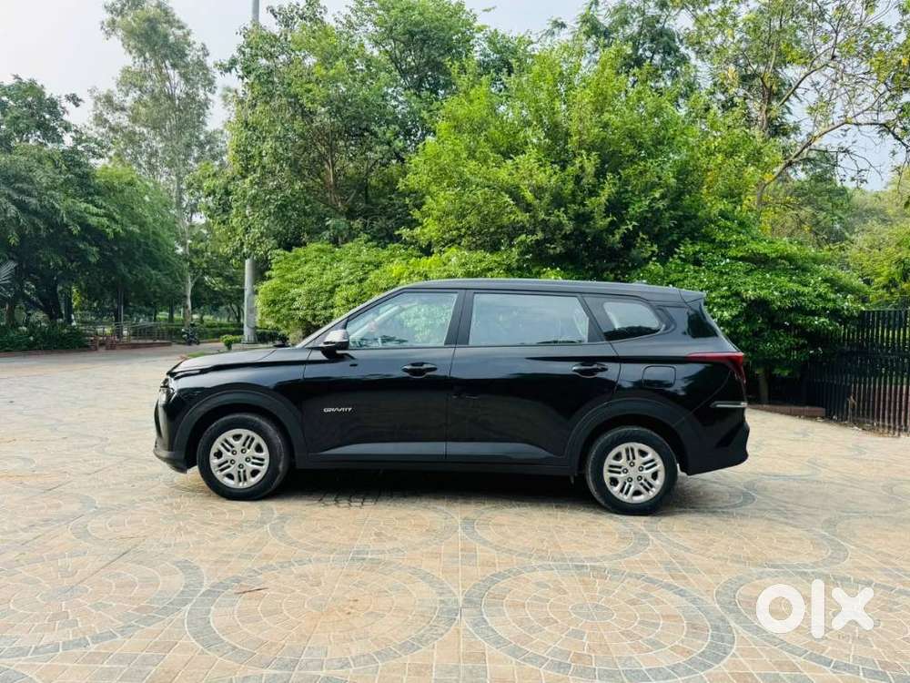Kia Carens G1.5 6mt Gravity, 2025, Petrol