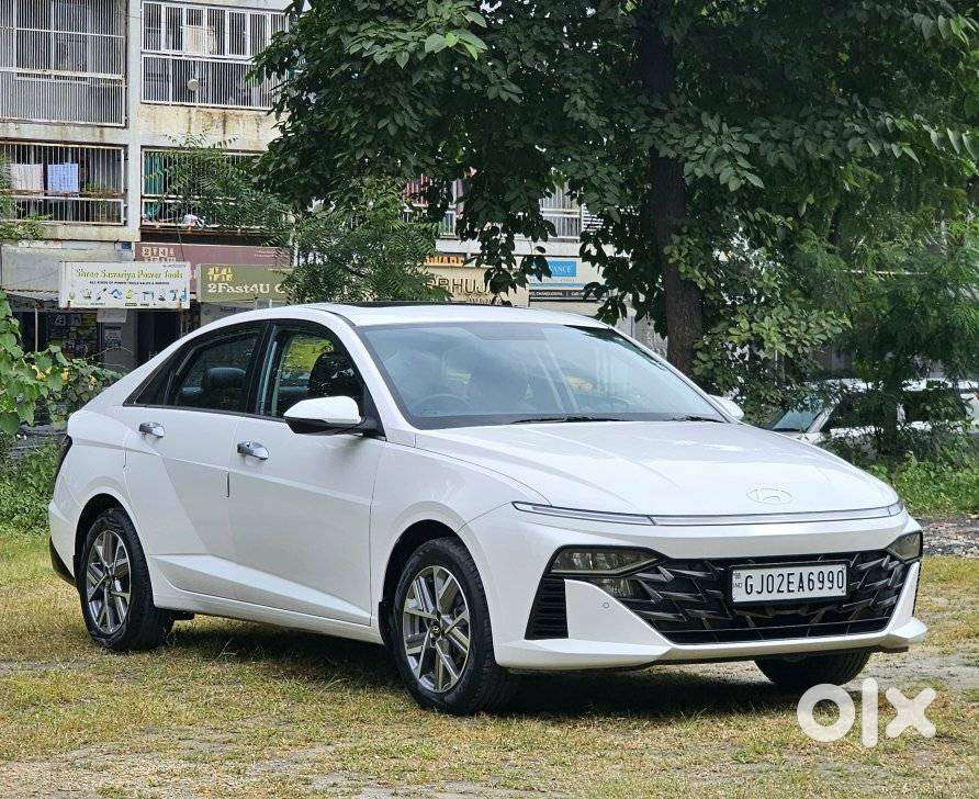 Hyundai Verna Sx (o)1.5 Vtvt [2023 - 2026], 2023, Petrol