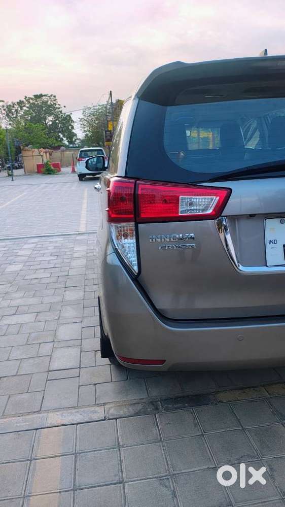 Toyota Innova Crysta 2.4 Z 7 Str, 2016, Diesel