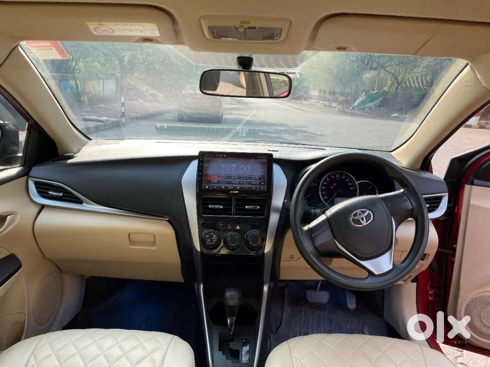Toyota Yaris J Cvt, 2019, Petrol