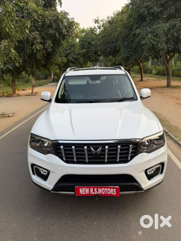 Mahindra Scorpio N Z8 Select Diesel At 2wd 7-seater, 2025, Diesel