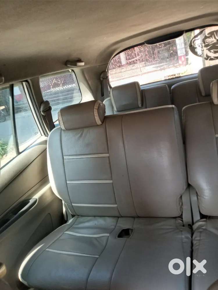 Toyota Innova 2013 Diesel 25000 Km Driven