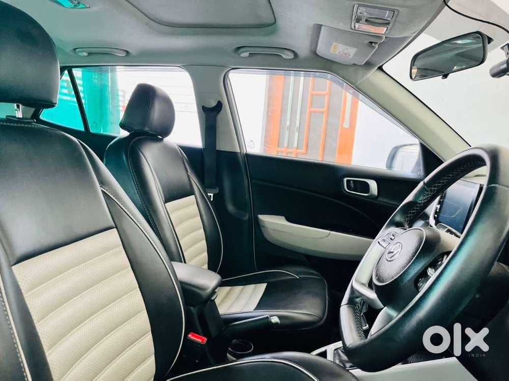 Hyundai Venue 2022 Diesel Well Maintained