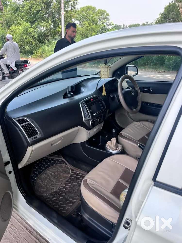Hyundai I20 2013 Petrol Well Maintained