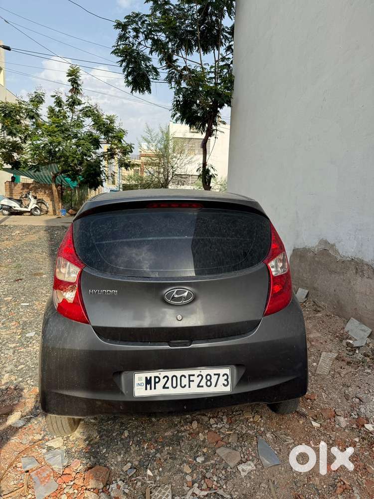 Hyundai Eon 2016 Petrol Well Maintained