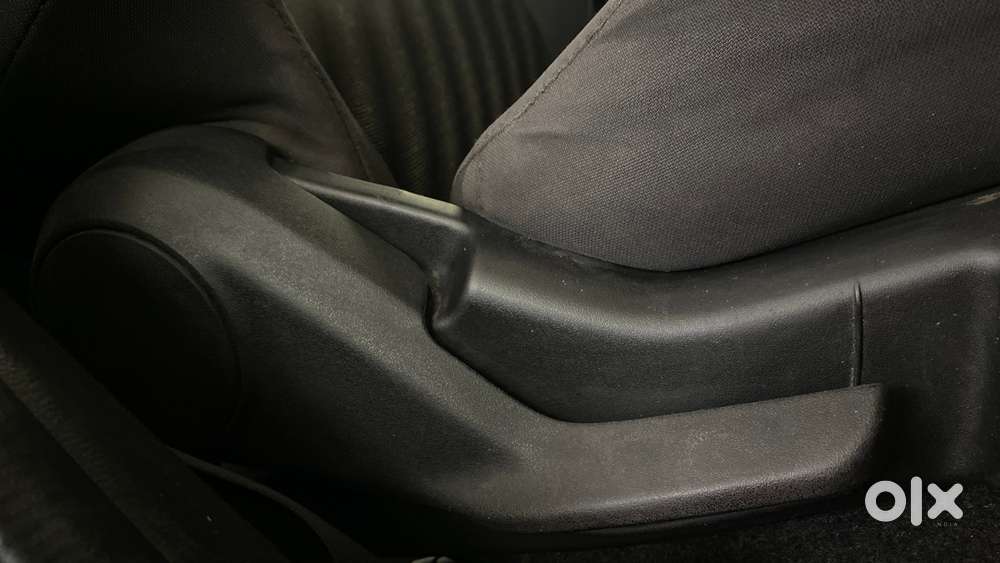 Maruti Suzuki Swift Vvt Lxi, 2023, Petrol