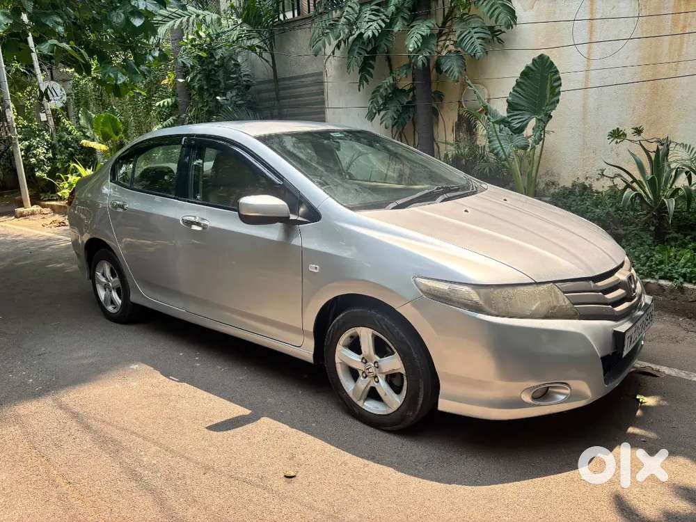 Honda City At 2011