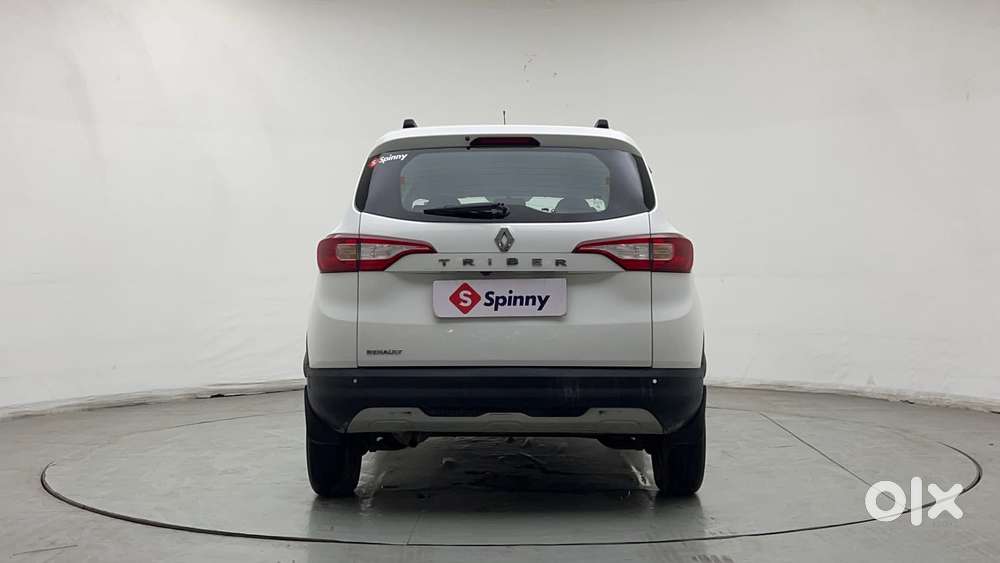 Renault Triber Rxz, 2023, Petrol