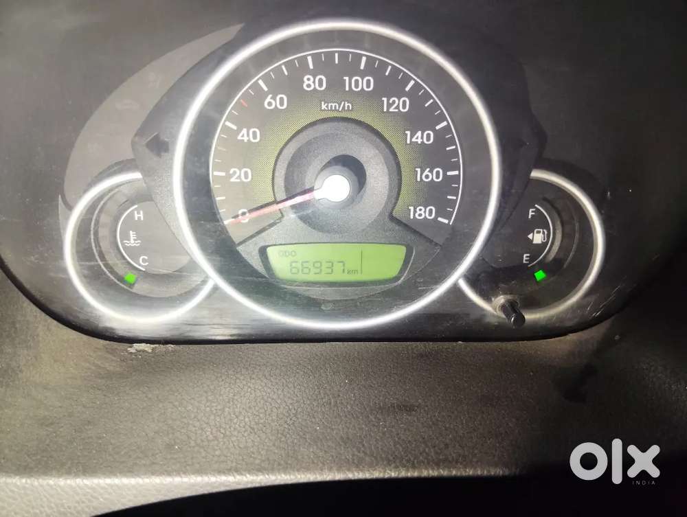 Hyundai Eon 1.0 Magna 2012 Petrol