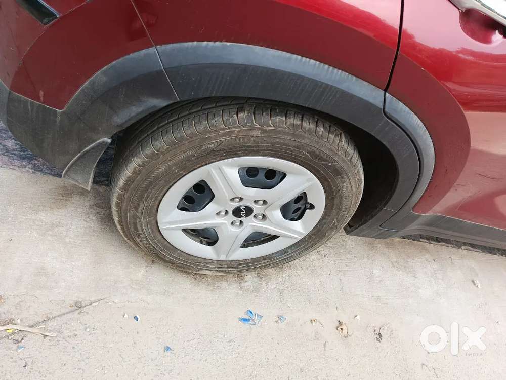 Kia Sonet 2023 Petrol 24000 Km Driven 2022 Manufacturing