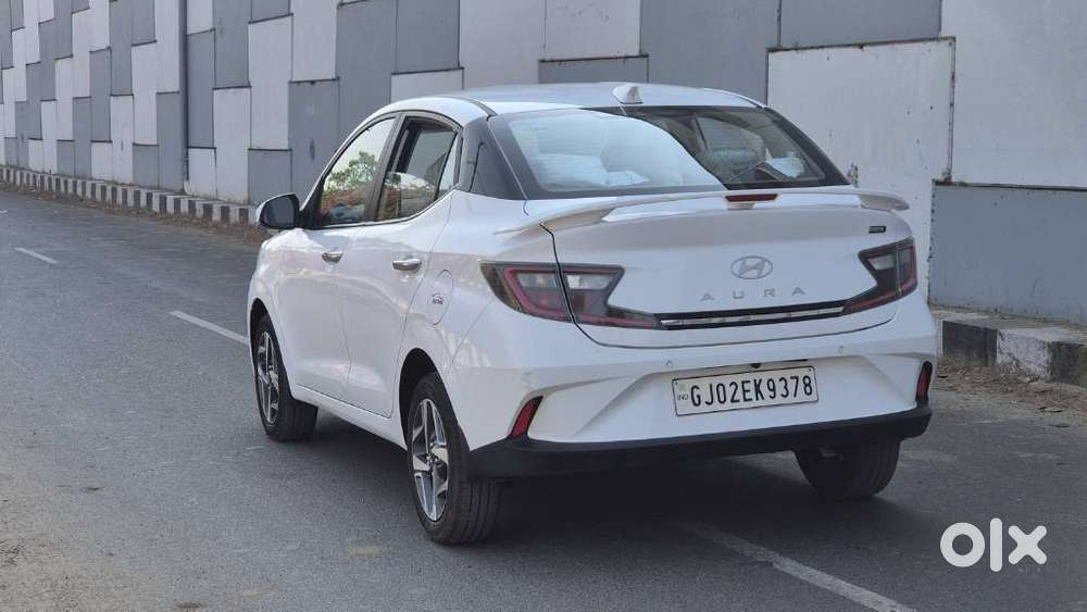 Hyundai Aura Sx 1.2 Cng, 2025, Cng & Hybrids