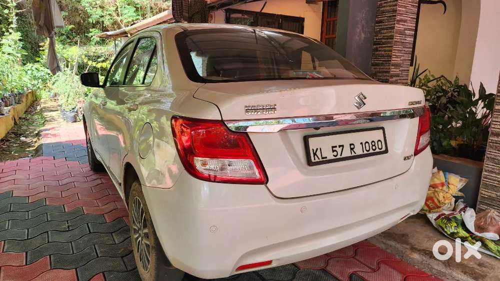 Maruti Suzuki Dzire 2017 Petrol Well Maintained