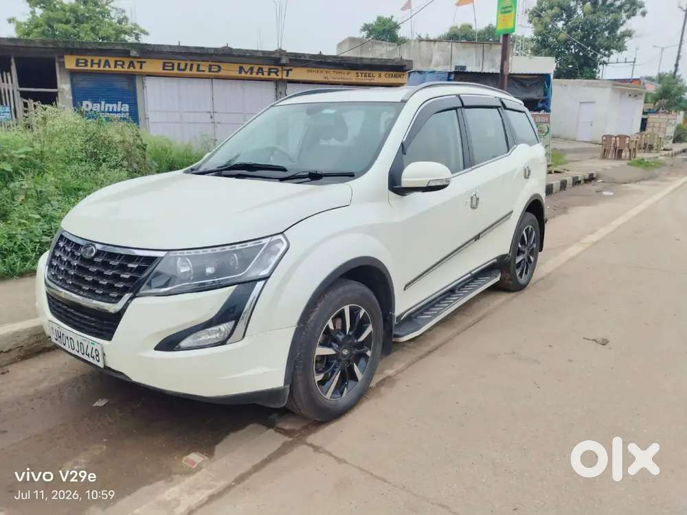 Mahindra Xuv500 W-11 Diesel Manual 2nd Owner 2019