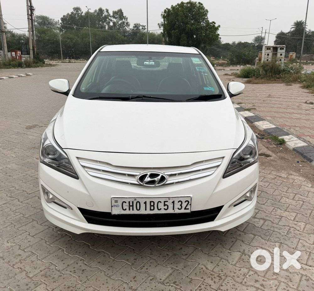 Hyundai Verna Xi (petrol), 2015, Petrol