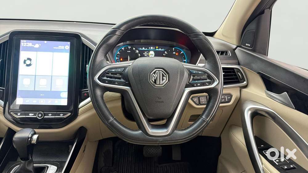 Mg Hector Sharp At, 2022, Petrol