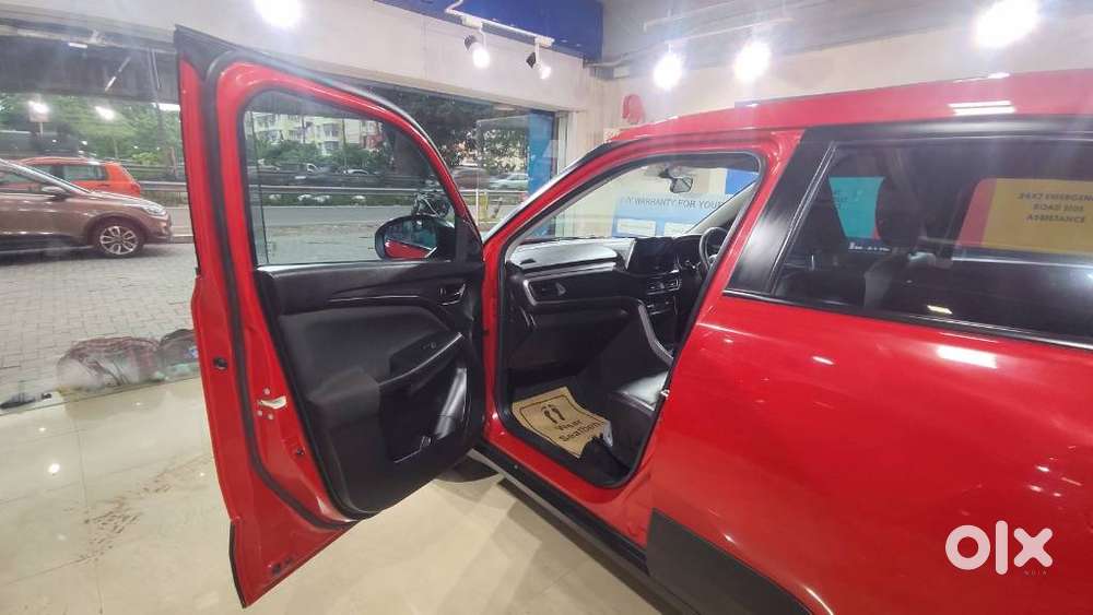 Maruti Suzuki Brezza 1.5 Vxi Smart Hybrid, 2022, Petrol