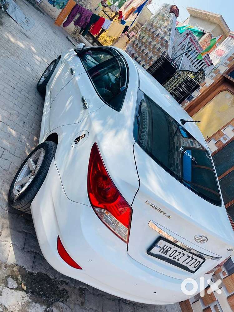 Hyundai Fluidic Verna 2012 Diesel 100000 Km Driven