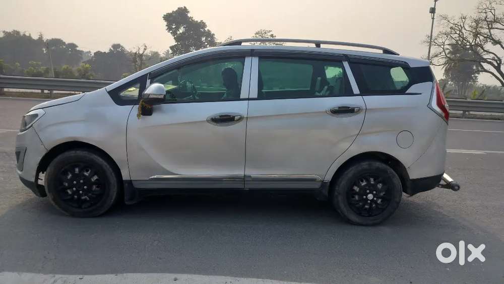Mahindra Marazzo 2019 Diesel 60000 Km Driven