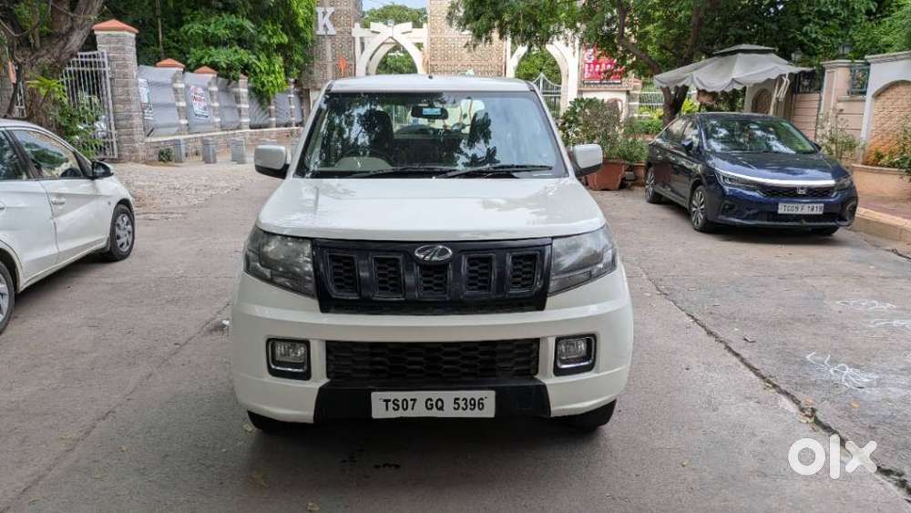 Mahindra Tuv 300 T8, 2019, Diesel