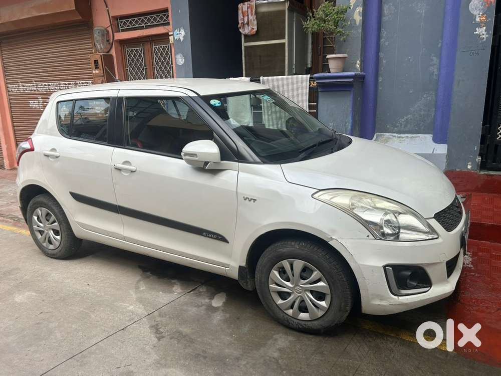 Maruti Suzuki Swift Vxi (2017)