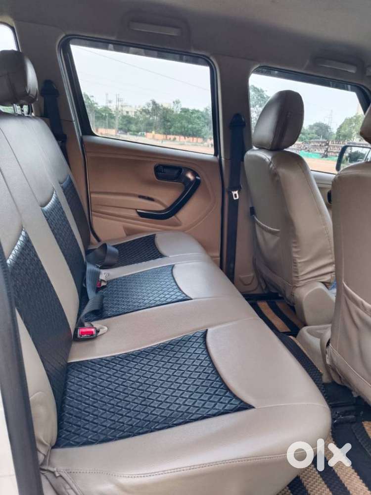 Mahindra Bolero Neo N8, 2023, Diesel