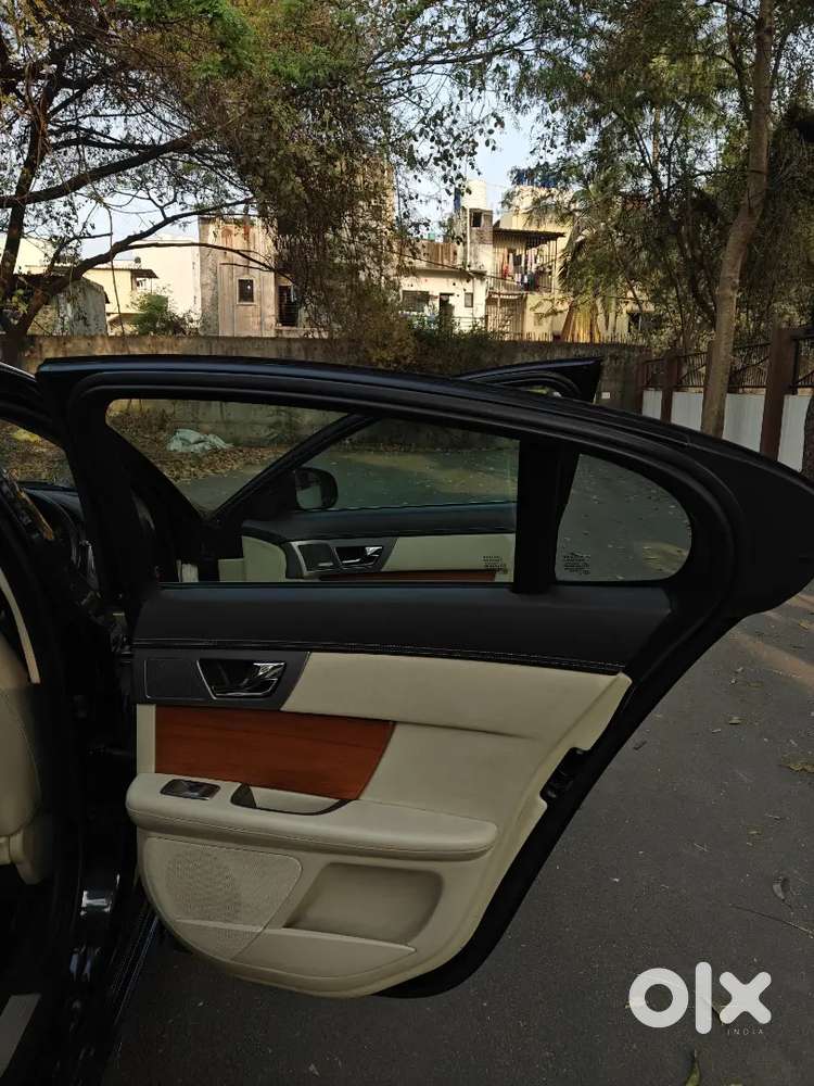 Jaguar Xf 5.0 Litre V8 India's First Xf To Be Imported From Uk!