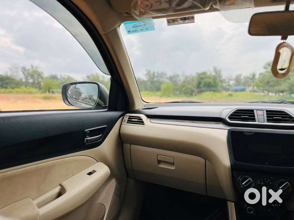 Maruti Suzuki Dzire 1.2 Vxi, 2024, Petrol