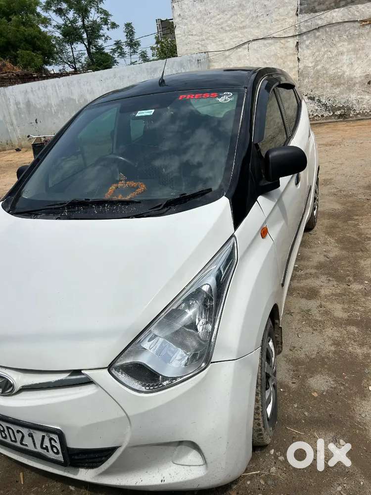Hyundai Eon 2013 Petrol 61000 Km Driven