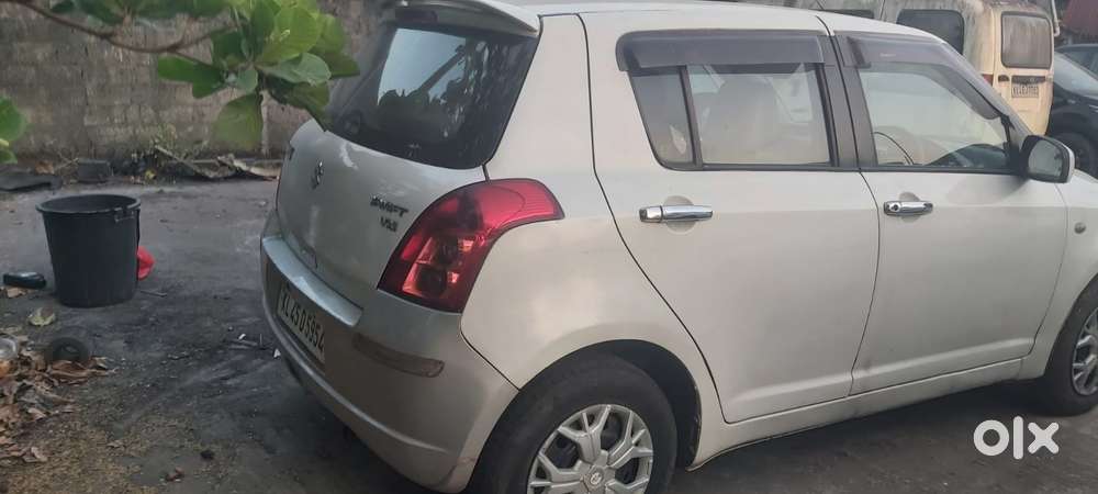 Maruti Suzuki Swift 1.3 Vxi, 2010, Petrol