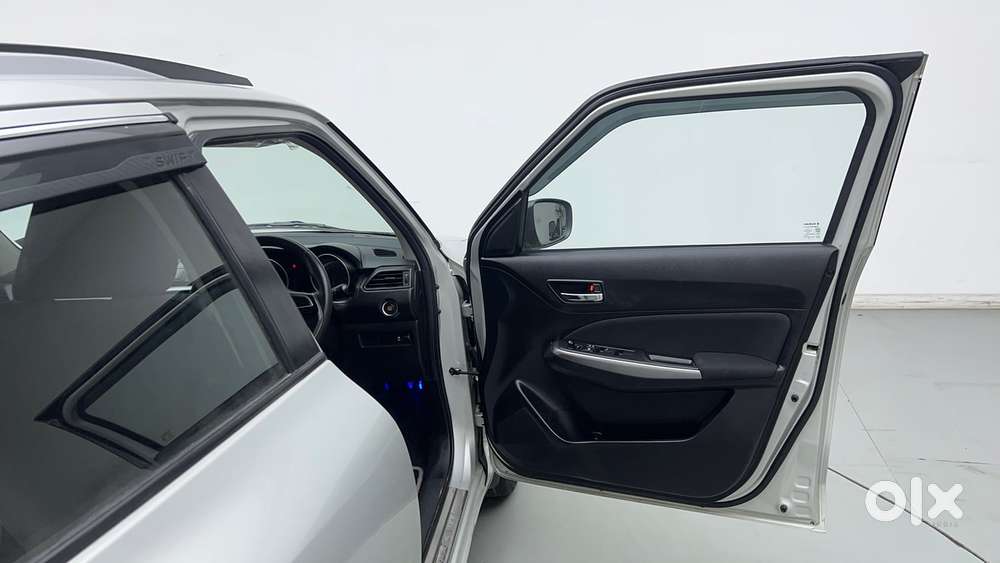 Maruti Suzuki Swift 1.3 Zxi, 2024, Petrol