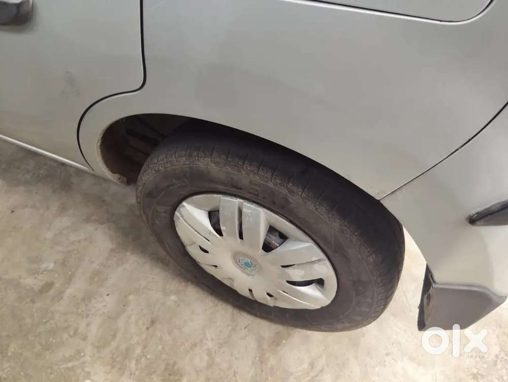 Maruti Suzuki 800 2014