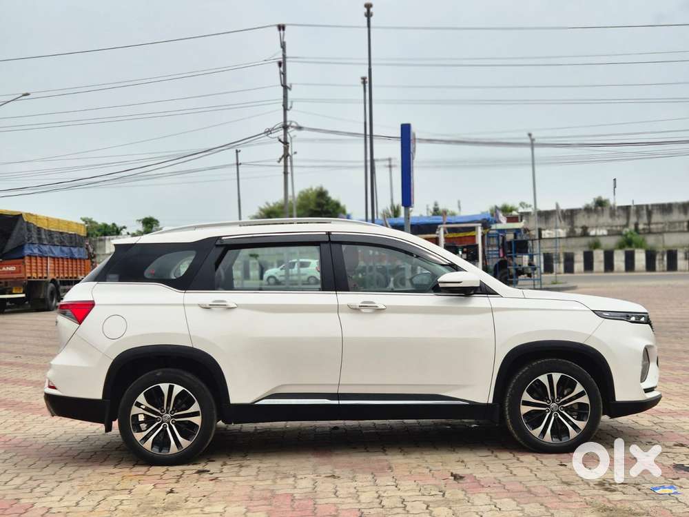 Mg Hector Plus