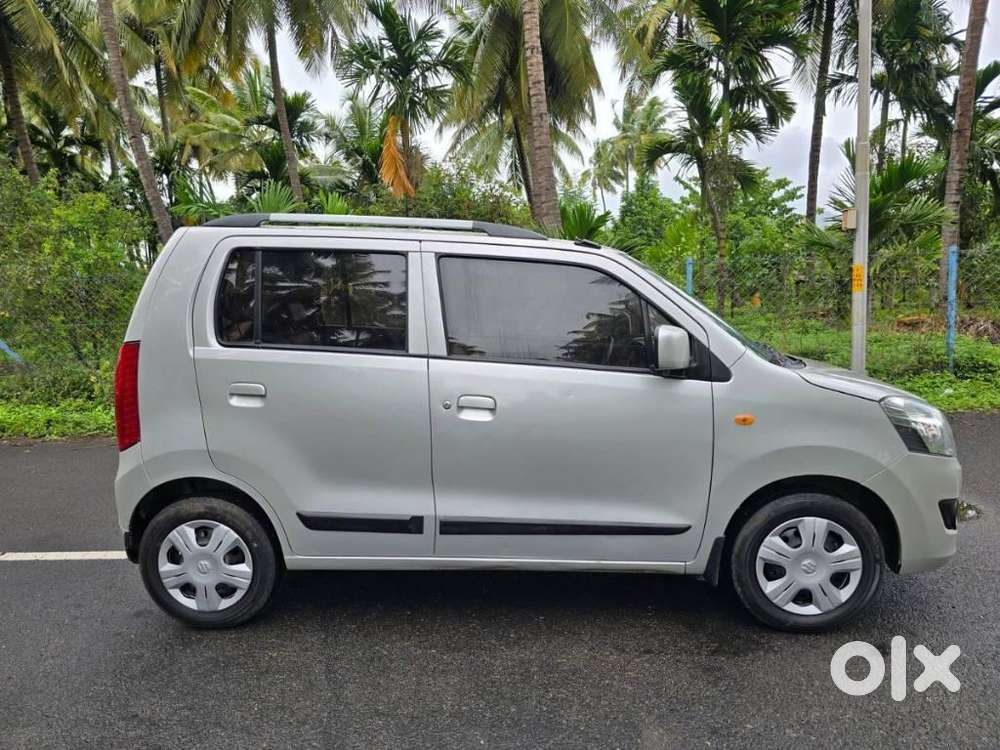Maruti Suzuki Wagon R Vxi Amt, 2016, Petrol