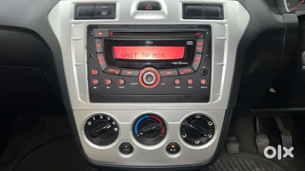 Ford Figo 2010-2012 Petrol Zxi, 2013, Petrol