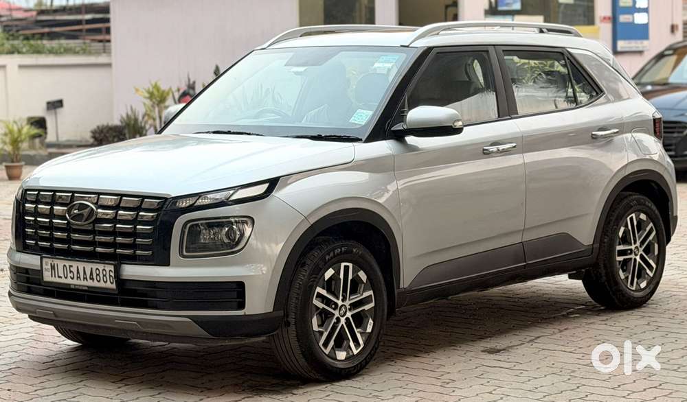 Hyundai Venue 1.0 Sx (o) Turbo Imt, 2023, Petrol