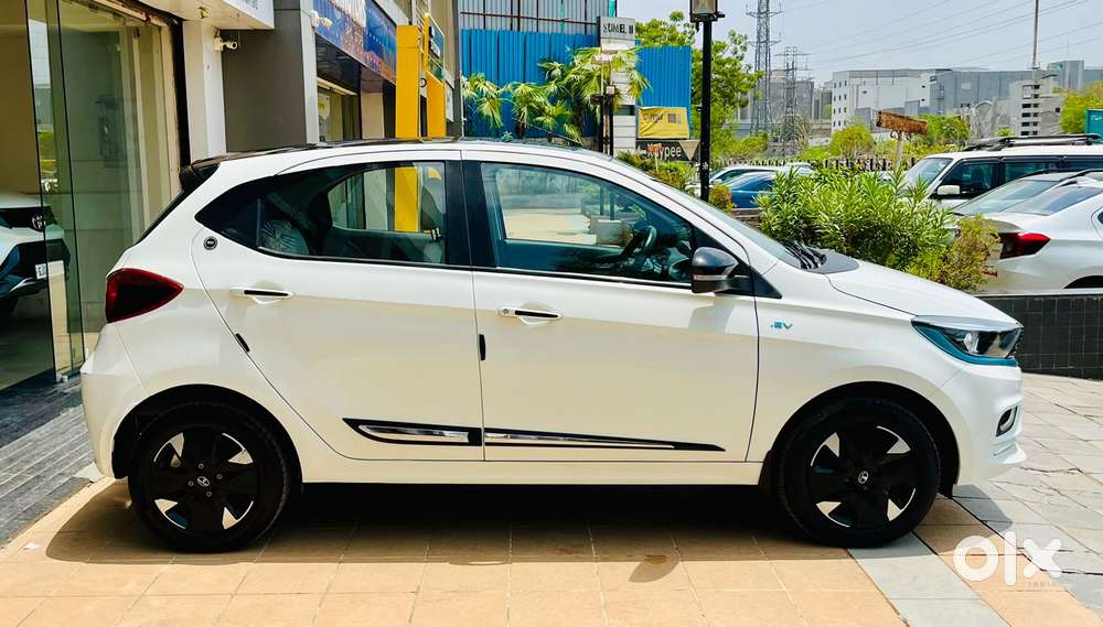 Tata Tiago Ev Xz Plus Tech Lux Lr, 2023, Electric