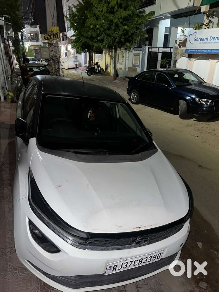 Tata Altroz Petrol 2021