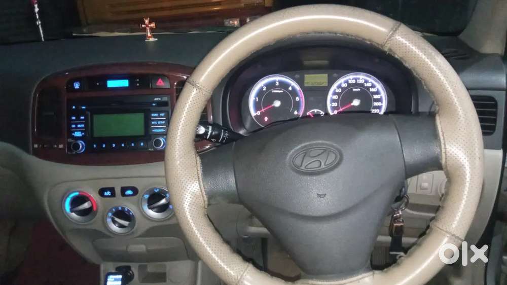 Hyundai Verna 2010 Car