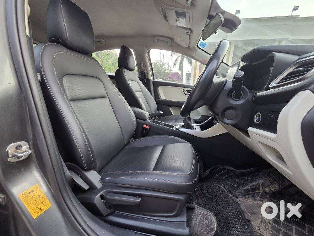 Tata Altroz Xz Plus (s), 2022, Petrol