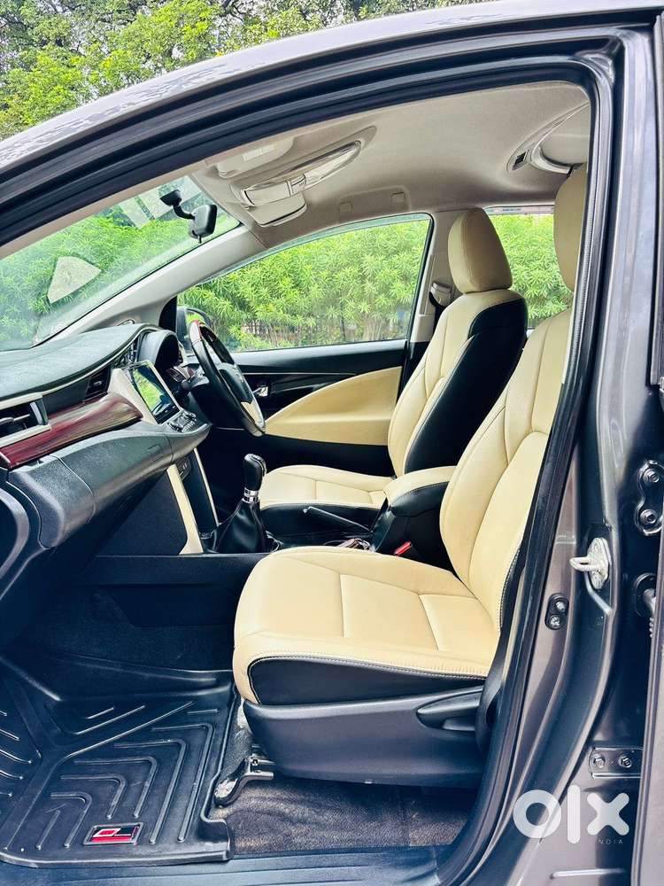 Toyota Innova Crysta 2.4 Vx Mt 8s, 2017, Diesel