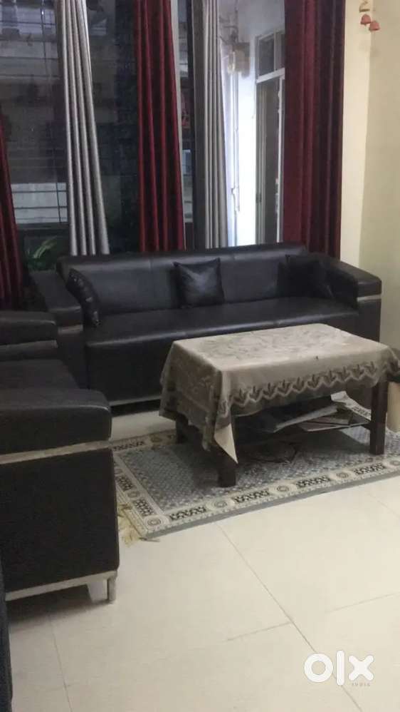 Ready to Move Flat, 24 Hours Water For Rent: Houses Apartments