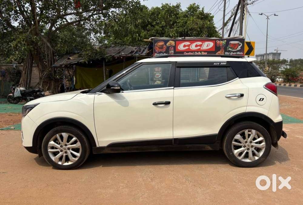 Mahindra Xuv300 W8 Amt Diesel, 2019, Diesel