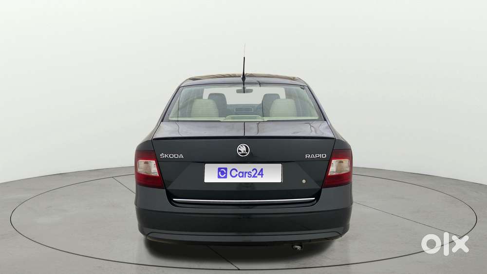 Skoda Rapid 1.0 Style At, 2021, Petrol