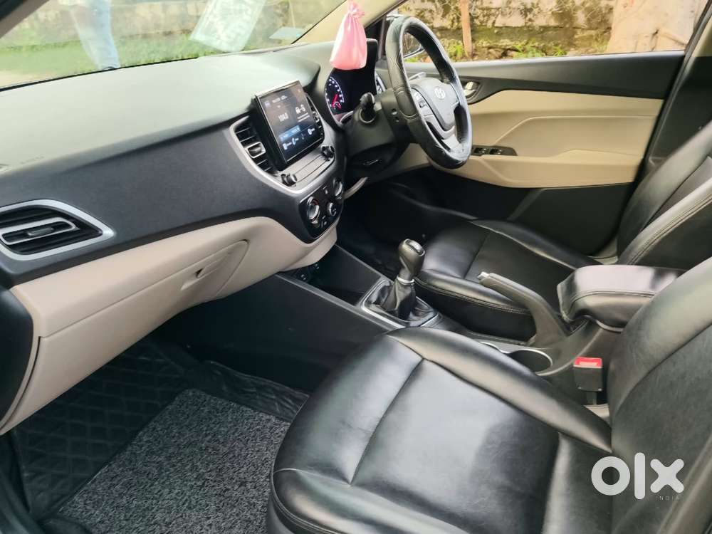 Hyundai Verna 1.5 Sx Petrol Mt, 2022, Petrol