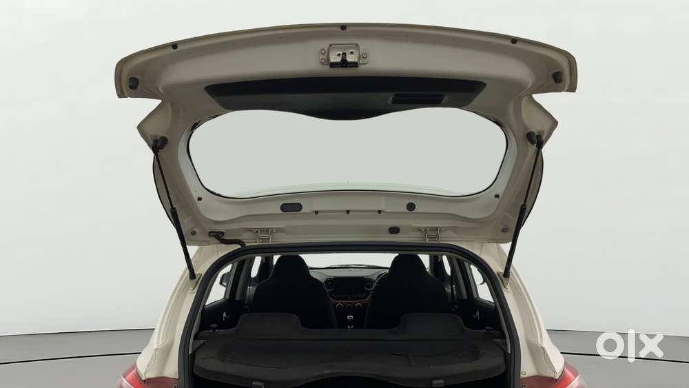 Hyundai Grand I10 1.2 Sportz Prime Edition Vtvt, 2016, Petrol