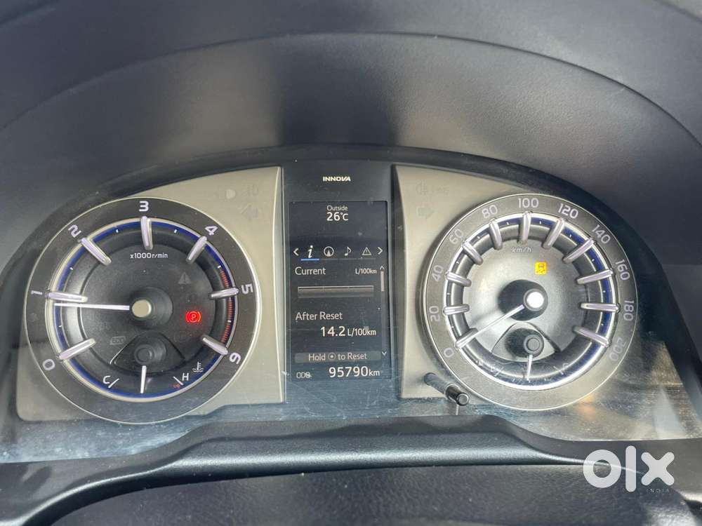 Toyota Innova Crysta Zx 2.4 Diesel 7 Seater, 2017, Diesel