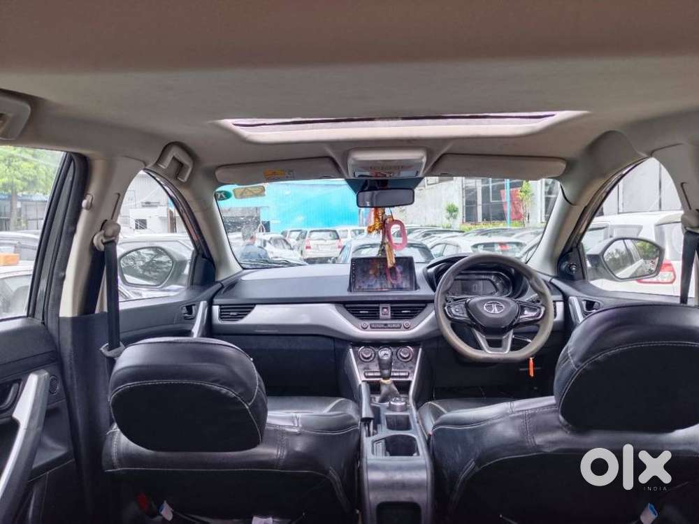 Tata Nexon 1.5 Revotorq Xm (s), 2021, Petrol