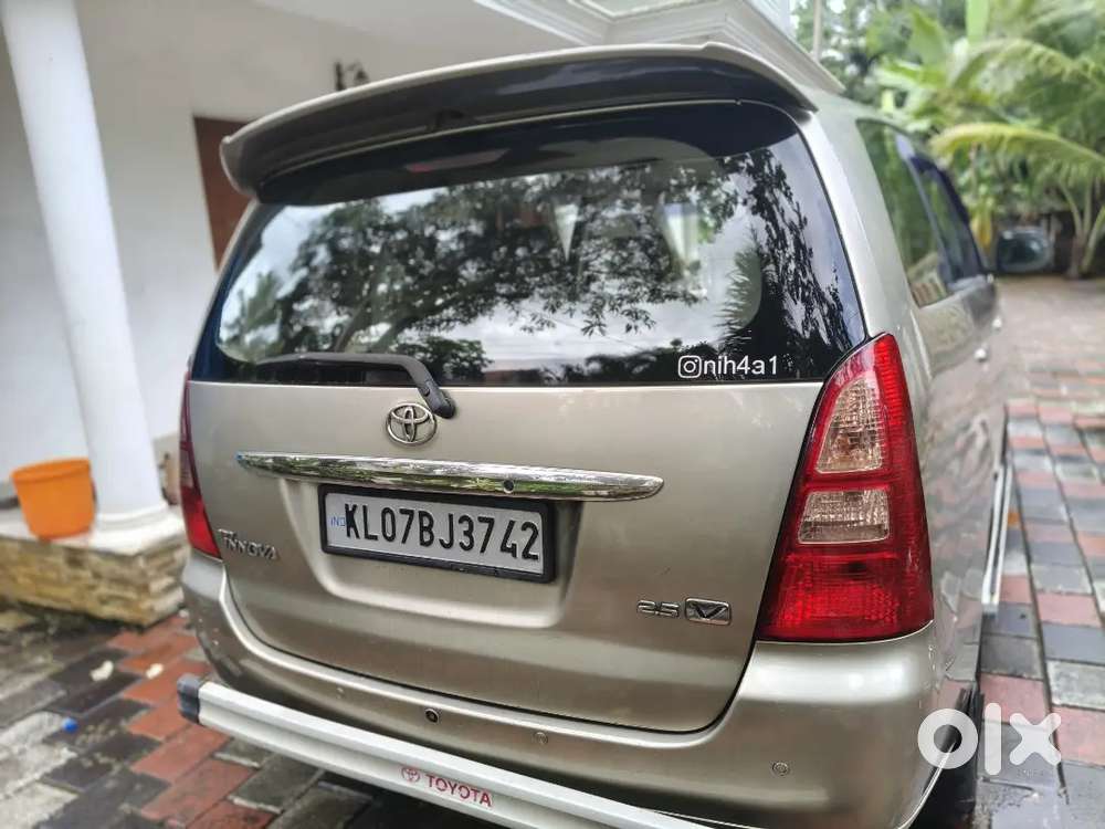 Toyota Innova 2.5 V 2008